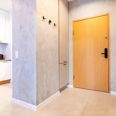 Apartamentysnu, Wola Premium Iii Z Parkingiem Varšava