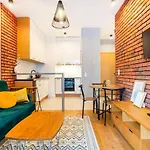 Apartamentysnu, Wola Premium Iii Z Parkingiem شقة وارسو