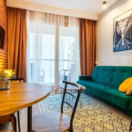 Apartamentysnu, Wola Premium Iii Z Parkingiem شقة وارسو